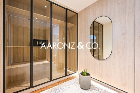 Střešní byt v Dubai Marina, SAE 5 ložnice, 812.9 m² Č.: 670547 - fotografie 24