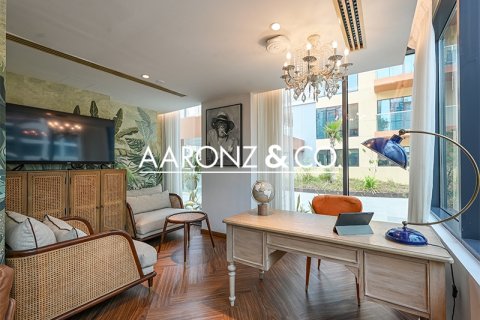 Střešní byt v Dubai Marina, SAE 5 ložnice, 812.9 m² Č.: 670547 - fotografie 7