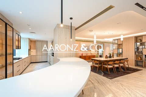 Střešní byt v Dubai Marina, SAE 5 ložnice, 812.9 m² Č.: 670547 - fotografie 8