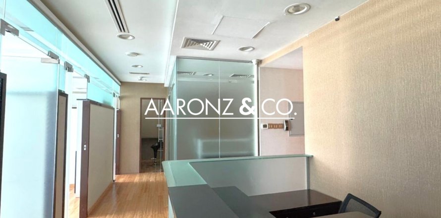 Office i Business Bay, Dubai, UAE 89.5 kvm № 670519