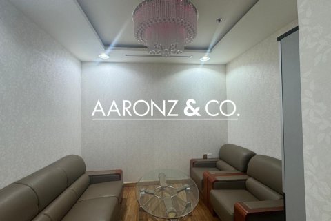 Снять в аренду офис в Бизнес-Бэй, Дубай, ОАЭ 89м2, № 670519 - фото 6