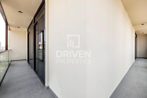 Apartamento en venta en Al Satwa, Dubai, EAU 2 dormitorios, 115 m2 № 653033 - foto 13