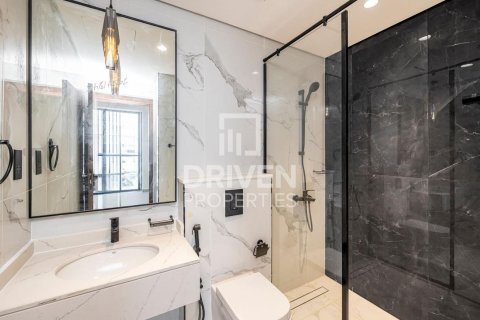 Apartamento en venta en Al Satwa, Dubai, EAU 2 dormitorios, 115 m2 № 653033 - foto 2