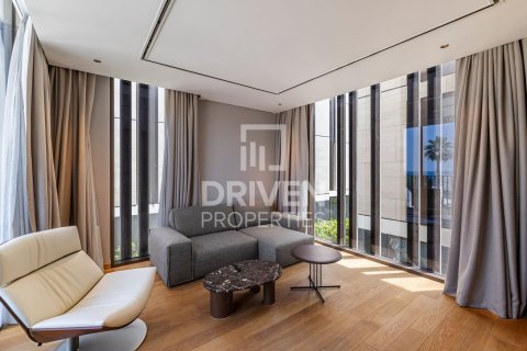 Kaupunkipientalo Jumeirah, Dubai, Arabiemiraatit 4 makuuhuonetta, 416 m2 № 653028 - kuva 11