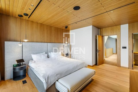 Kaupunkipientalo Jumeirah, Dubai, Arabiemiraatit 4 makuuhuonetta, 416 m2 № 653028 - kuva 13