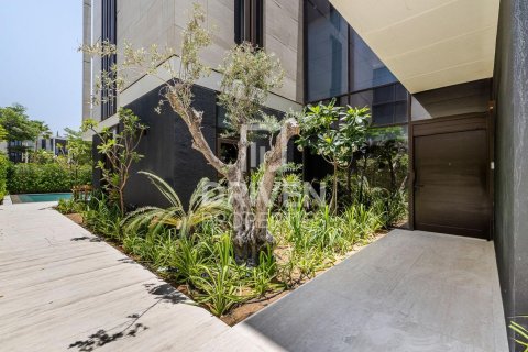 Kaupunkipientalo Jumeirah, Dubai, Arabiemiraatit 4 makuuhuonetta, 416 m2 № 653028 - kuva 30