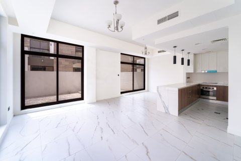 Townhouse til salg i Wadi Al Safa 3, Dubai, UAE 4 soveværelser, 295 kvm № 711774 - foto 2