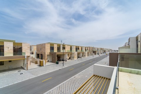 Townhouse til salg i Wadi Al Safa 3, Dubai, UAE 4 soveværelser, 295 kvm № 711774 - foto 16