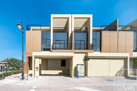 تاون هاوس في Dubai Sports City، دبي 4 غرفة نوم ، 213.96 متر مربع . ر قم 758741