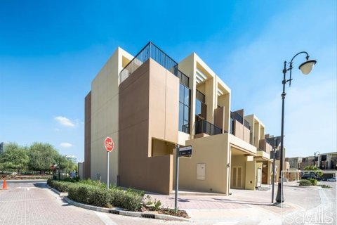 Таунхаус Dubai Sports City, Дубай, БАӘ-да 4 жатын бөлмелер, 213.96 м² № 758741 - фото 17