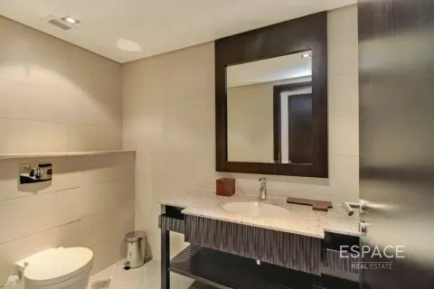 Apartmán v Palm Jumeirah, Dubai, SAE 2 spálne, 165 m2 č. 661293 - Fotografia 5