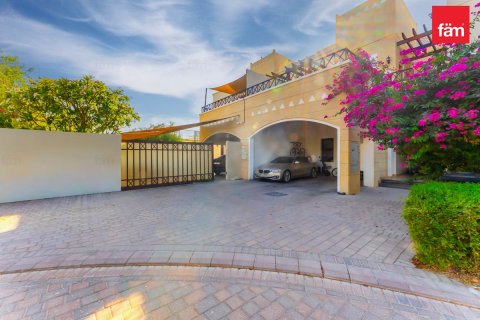 Kuća u nizu u Dubai, UAE 4 spavaćih soba, 922.1 m2 Br. 718196 - fotografija 23
