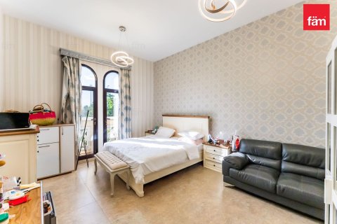 Kuća u nizu u Dubai, UAE 4 spavaćih soba, 922.1 m2 Br. 718196 - fotografija 16