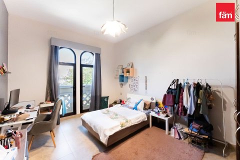 Kuća u nizu u Dubai, UAE 4 spavaćih soba, 922.1 m2 Br. 718196 - fotografija 13
