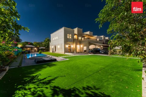 Kuća u nizu u Dubai, UAE 4 spavaćih soba, 922.1 m2 Br. 718196 - fotografija 14