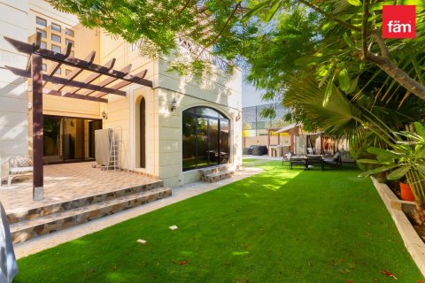 Kuća u nizu u Dubai, UAE 4 spavaćih soba, 922.1 m2 Br. 718196 - fotografija 21