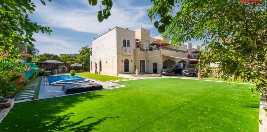 Kuća u nizu u Dubai, UAE 922.1 m2, 4 spavaćih soba Br. 718196