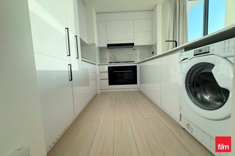 Lägenhet till försäljning i Dubai, UAE 2 sovrum, 160.1 kvm Nr. 714940 - fotografi 6