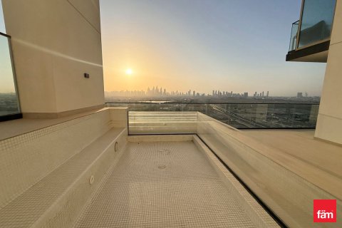 Lägenhet till försäljning i Dubai, UAE 2 sovrum, 160.1 kvm Nr. 714940 - fotografi 2