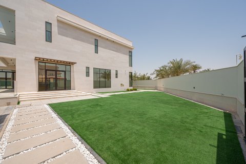 阿联酋 Dubai Al Aweer 待租 : 5 卧, 926.61 平方米 , 编号749812 - 照片 13