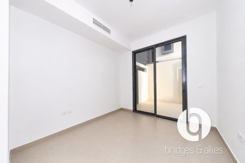 Dubai Hills Estate, UAE의 임대용 빌라 침실 4개, 228제곱미터 번호 766397 - 사진 15