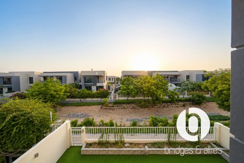 Dubai Hills Estate, UAE의 임대용 빌라 침실 4개, 228제곱미터 번호 766397 - 사진 11