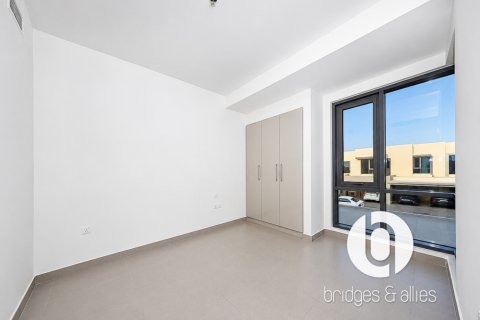 Dubai Hills Estate, UAE의 임대용 빌라 침실 4개, 228제곱미터 번호 766397 - 사진 23