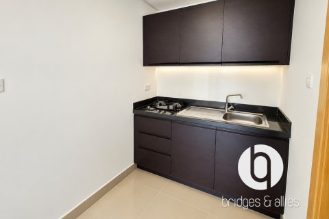 Opisina sa Jumeirah Lake Towers, Dubai, UAE 126 sq.m. № 766396 - larawan 13