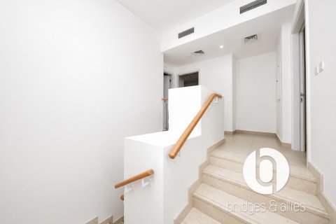 Dubai Hills Estate, UAE의 임대용 빌라 침실 4개, 202제곱미터 번호 766399 - 사진 24