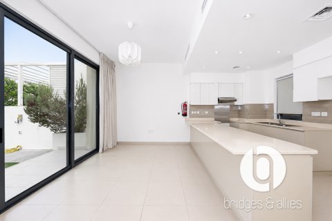 Dubai Hills Estate, UAE의 임대용 빌라 침실 4개, 202제곱미터 번호 766399 - 사진 8