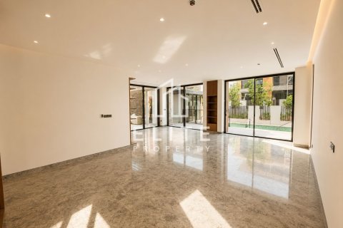 Vilă de vânzare în Tilal Al Ghaf, Dubai, EAU 5 dormitoare, 557 mp.  №736031 - poză 1