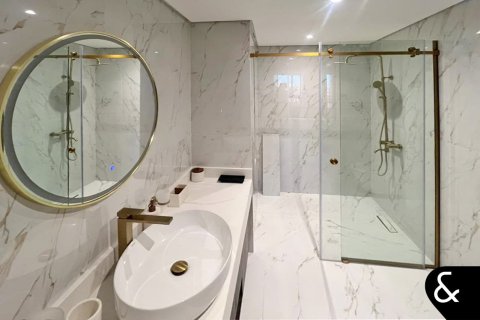 Müüa korter asukohaga Palm Jumeirah, Dubai, AÜE: 2 magamistoaga, 162 m² Nr 684983 - pilt 12