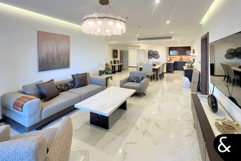 Müüa korter asukohaga Palm Jumeirah, Dubai, AÜE: 2 magamistoaga, 162 m² Nr 684983 - pilt 19
