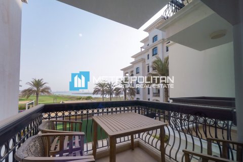 Apartemen di Yas Island, Abu Dhabi, UEA 3 kamar tidur, 207.6 m2 nomor 639237 - foto 2