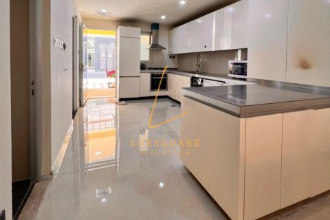 Vilë në Jumeirah Village Circle, Dubai, Emiratet e Bashkuara Arabe 4 dhoma gjumi, 148 m2. № 678103 - Foto 3