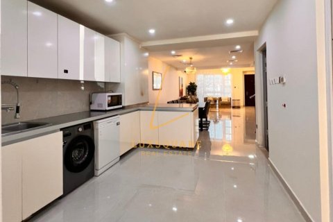 Vilë në Jumeirah Village Circle, Dubai, Emiratet e Bashkuara Arabe 4 dhoma gjumi, 148 m2. № 678103 - Foto 2