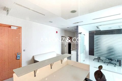 Oficiu de vânzare în Business Bay, Dubai, EAU 78 mp.  №678109 - poză 4