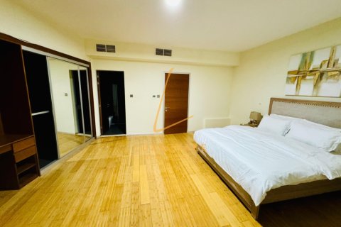 Vilë në Jumeirah Village Circle, Dubai, Emiratet e Bashkuara Arabe 4 dhoma gjumi, 467 m2. № 678105 - Foto 12