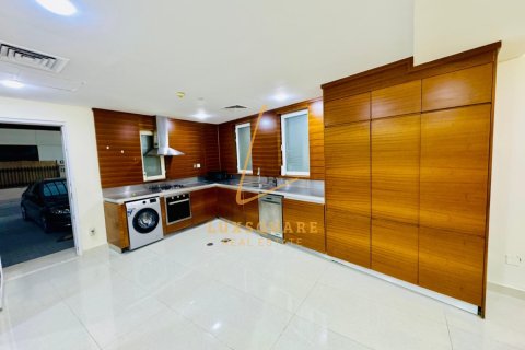 Vilë në Jumeirah Village Circle, Dubai, Emiratet e Bashkuara Arabe 4 dhoma gjumi, 467 m2. № 678105 - Foto 3