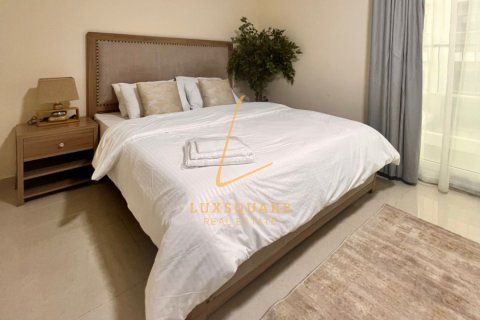 Vilë në Jumeirah Village Circle, Dubai, Emiratet e Bashkuara Arabe 4 dhoma gjumi, 467 m2. № 678105 - Foto 13