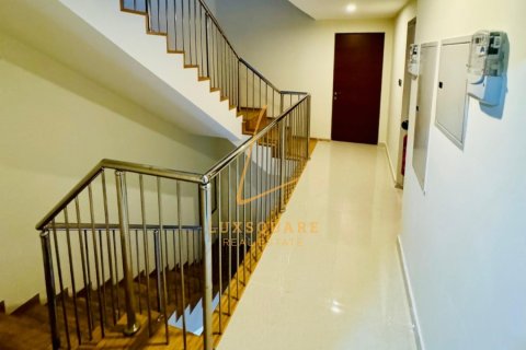 Vilë në Jumeirah Village Circle, Dubai, Emiratet e Bashkuara Arabe 4 dhoma gjumi, 467 m2. № 678105 - Foto 4