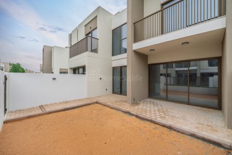 Shtëpi në qytet në Dubai Land, Dubai, Emiratet e Bashkuara Arabe 3 dhoma gjumi, 161 m2. № 726101 - Foto 10