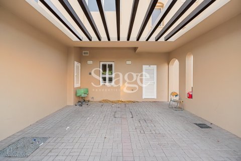 Villa te koop in Serena, Dubai, VAE 3 slaapkamers, 195 vr.m., nr 662498 - foto 27