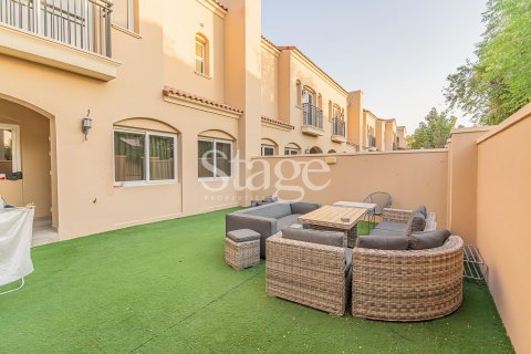 Villa te koop in Serena, Dubai, VAE 3 slaapkamers, 195 vr.m., nr 662498 - foto 2