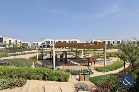 Müüa villa asukohaga Dubai Hills Estate, Dubai, AÜE: 4 magamistoaga, 229 m² Nr 688644 - pilt 10