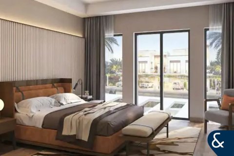 Townhouse de vânzare în Dubai Investment Park, Dubai, EAU 4 dormitoare, 144 mp.  №688642 - poză 4