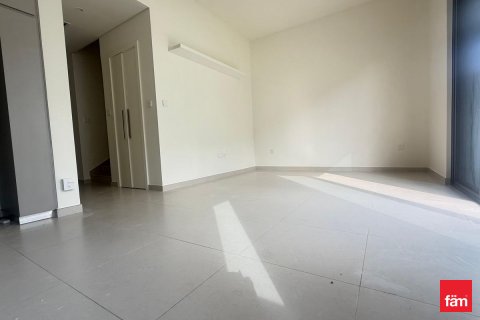 Villa til leje i Dubai, UAE 3 soveværelser, 141 kvm № 638430 - foto 8