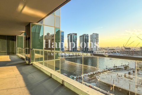 Apartman u gradu Business Bay, Dubai, UAE 2 spavaće sobe, 148.01956281 m2 Br. 699469 - Slika 9
