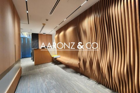 Снять в аренду офис в Бизнес-Бэй, Дубай, ОАЭ 61м2, № 686408 - фото 4