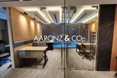 Снять в аренду офис в Бизнес-Бэй, Дубай, ОАЭ 61м2, № 686408 - фото 2